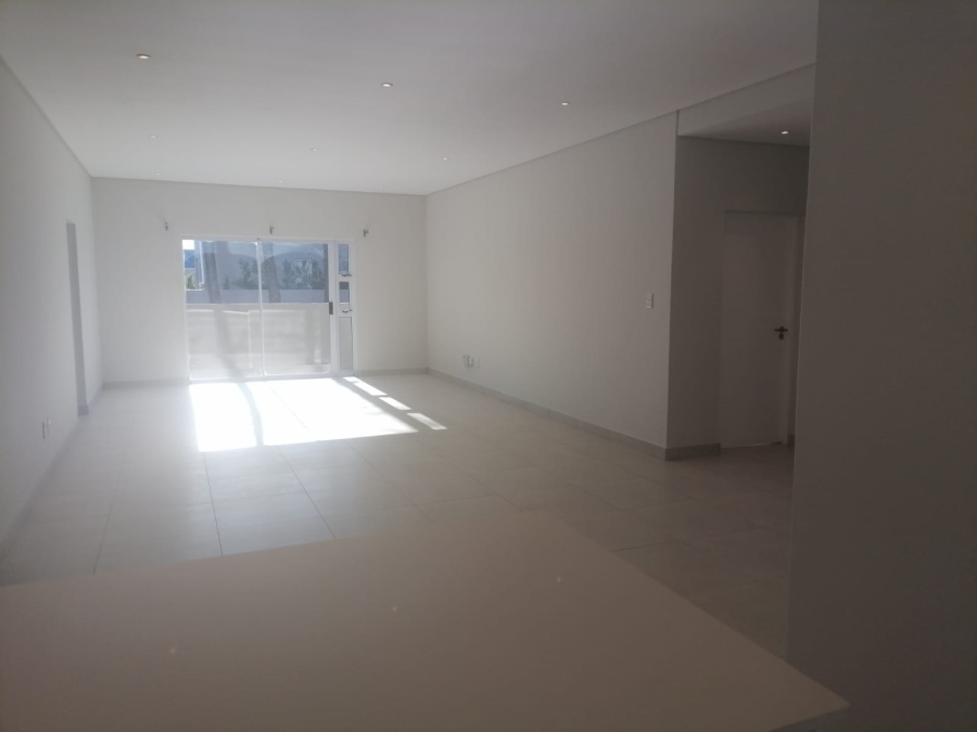 3 Bedroom Property for Sale in Somerset Lakes Western Cape